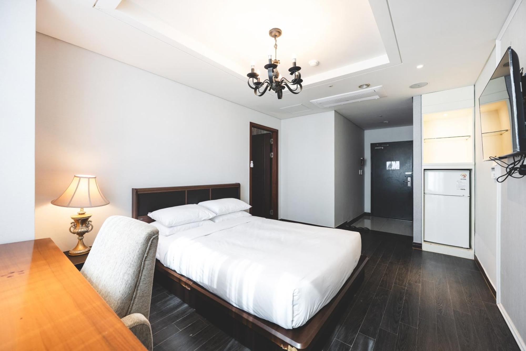 Sunset Hotel Busan Rum bild