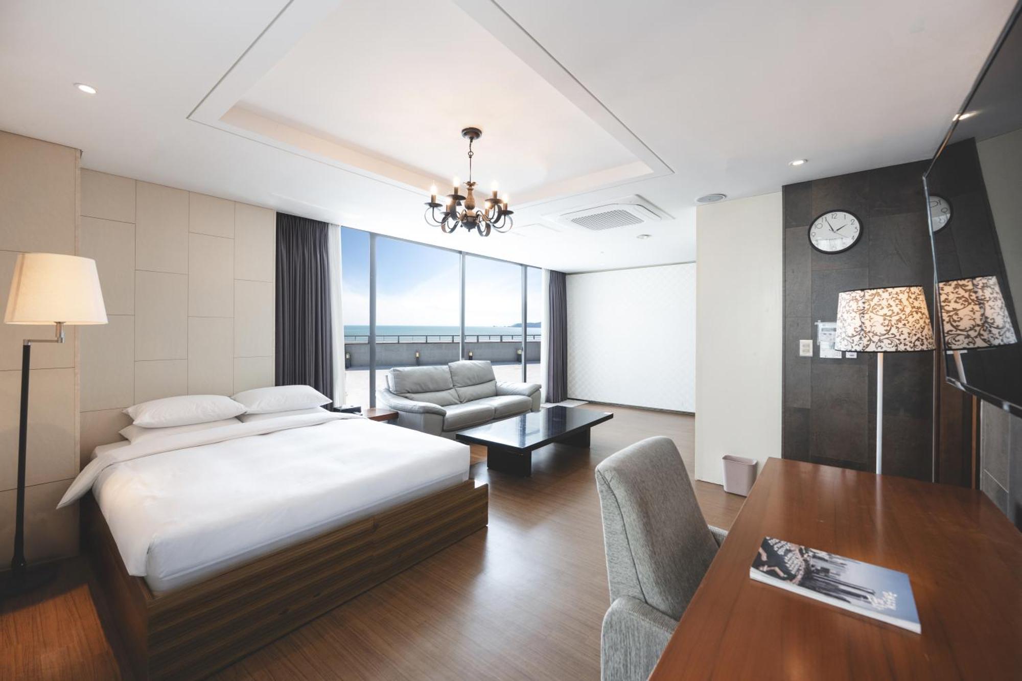Sunset Hotel Busan Rum bild